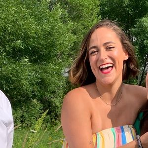 Meet your Posher, Haley